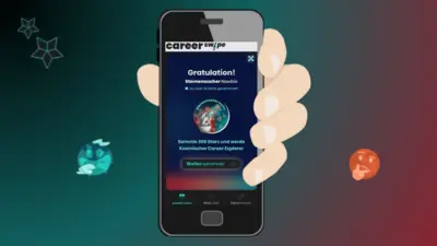 Illustrierte Hand hält Handy mit Screen von Career Swipe