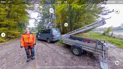Eine Auszubildende zur Forstwirtin an ihrem Arbeitsplatz im Wald